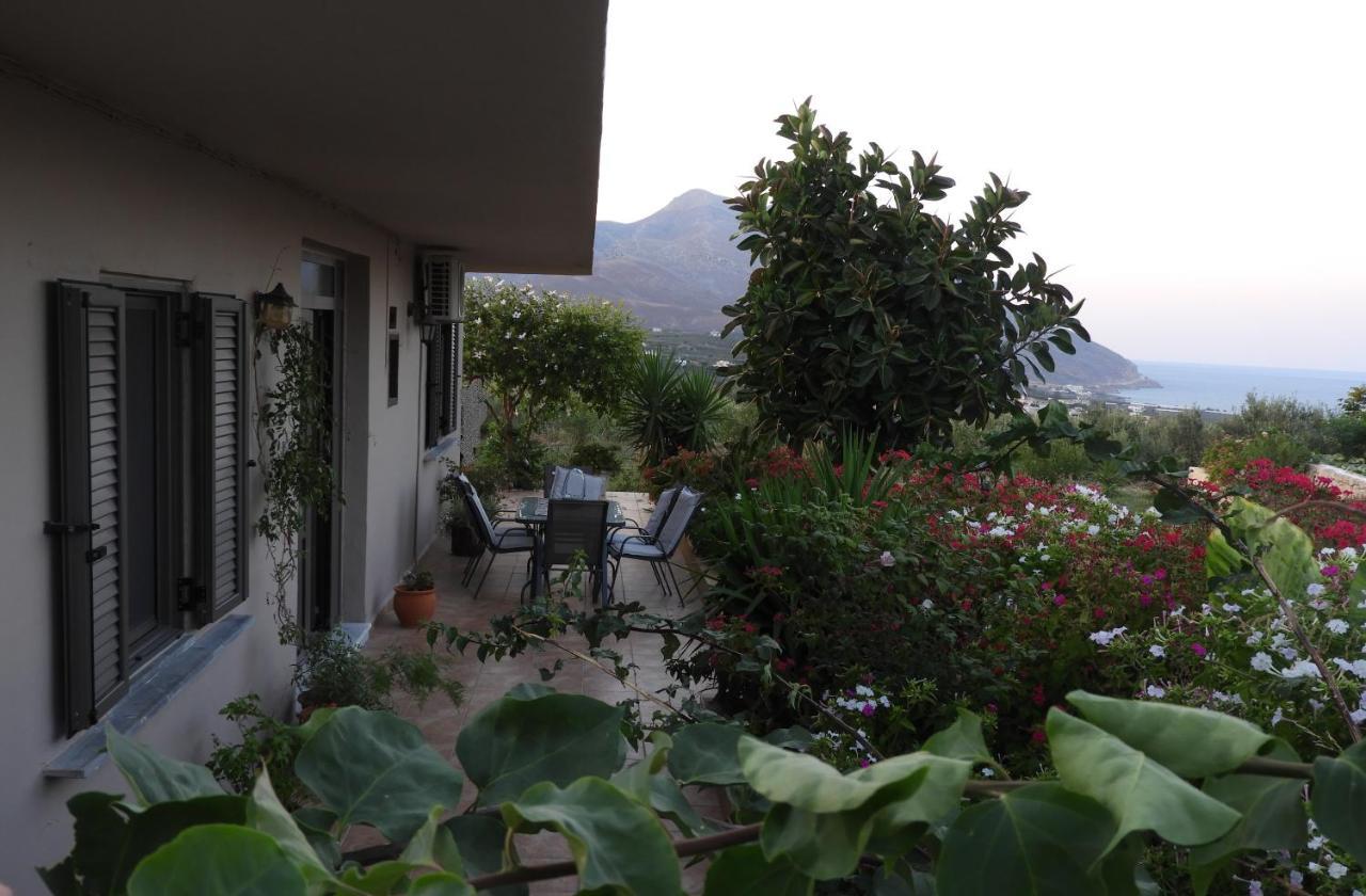 Chrissi'S House With Garden And Sea View Zerviana Villa Kíssamos Exteriör bild