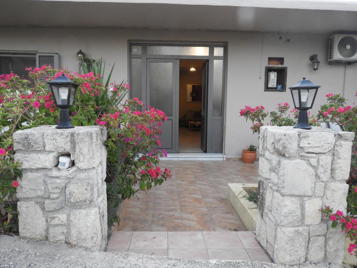 Chrissi'S House With Garden And Sea View Zerviana Villa Kíssamos Exteriör bild